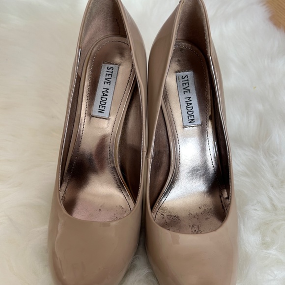 Nude Steve Madden heels size 8.5 - Picture 7 of 7